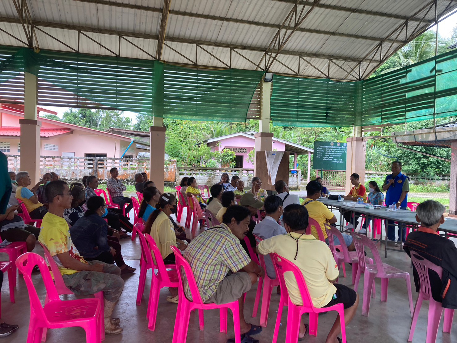 ประชุมประชาคมหมู่บ้าน หมู่ที่ 2 และ 3ตำบลหาดส้มแป้น